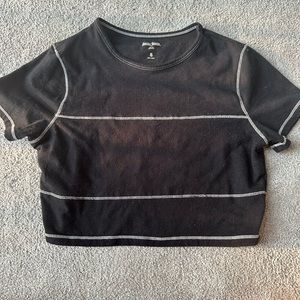 Black crop top hollister